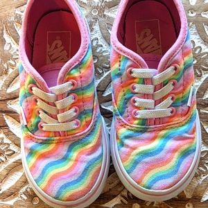Rainbow toddler vans size 9